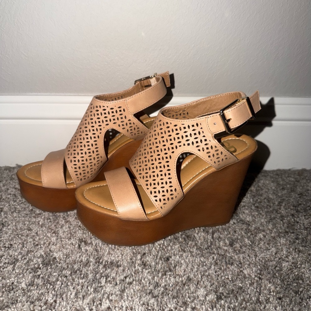 Gianni Bini Nude/Tan Laser-Cut Wedge Sandals with Ankle Buckle